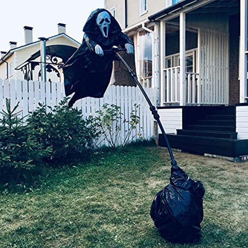 Garden Ghostface Scarecrow - Mike Armstrong